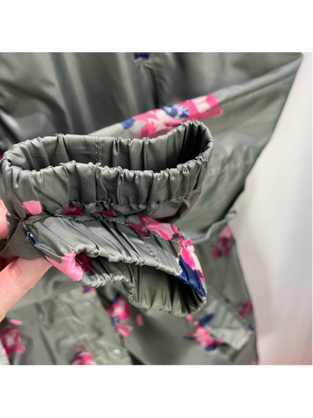 Joules Go Lightly Waterproof Green Floral Packable Rain Jacket Size US 6 - Picture 7 of 9